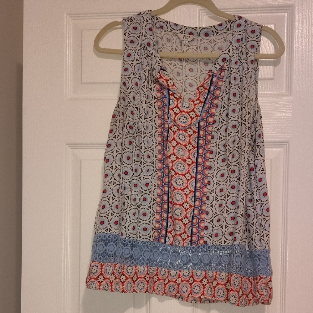 Patterned Sleeveless Top